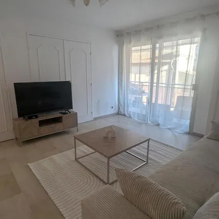 Апартаменти 2 Pieces Proche